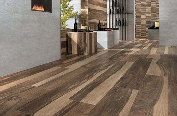 瓷磚上能鋪木地板嗎？這是我聽過最好的回答