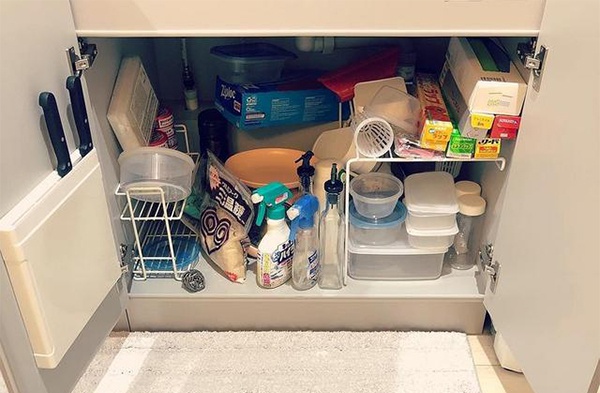 一直被忽視的水槽柜，竟可以收納這么多物品