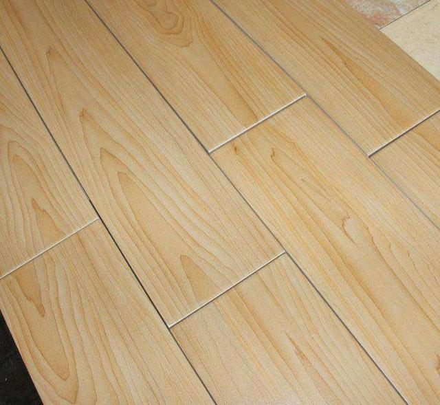 瓷磚PK木地板,客廳裝修該怎么選? 瓷磚PK木地板,客廳裝修該怎么選?