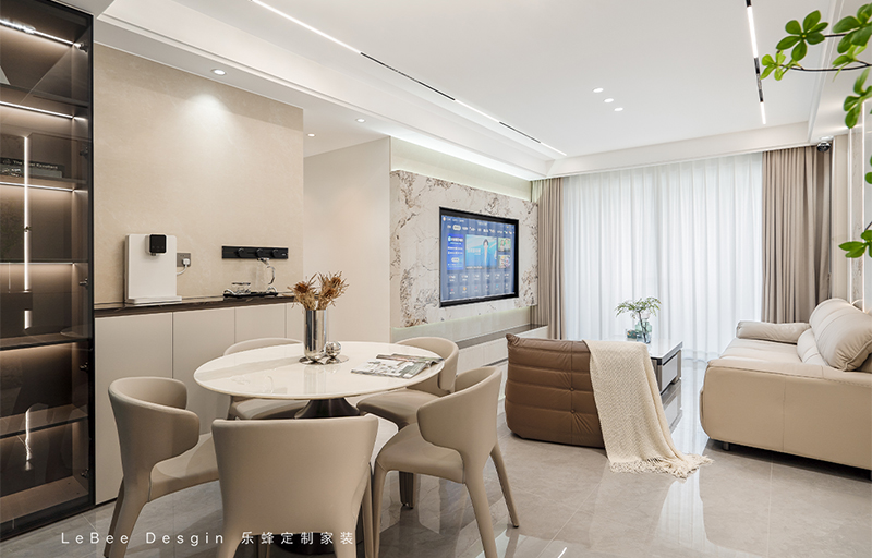 獨(dú)樹(shù)陽(yáng)光里87㎡現(xiàn)代輕奢